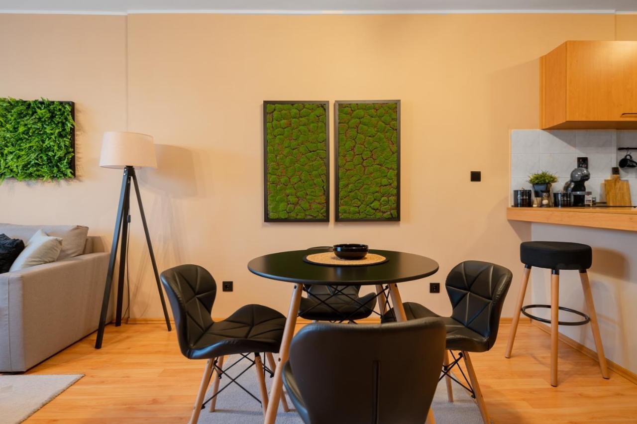 Cosy Green Apt Close To Macedonia Square ソフィア エクステリア 写真