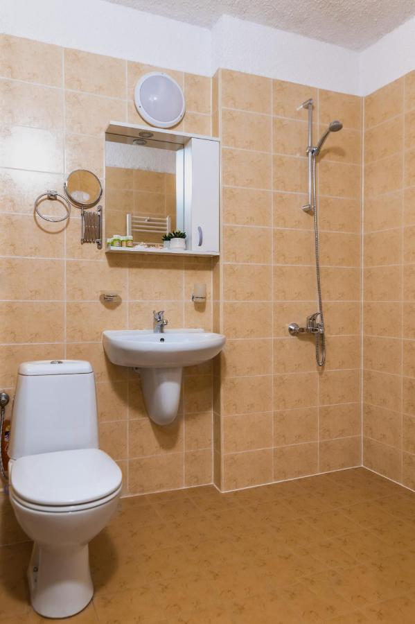 Cosy Green Apt Close To Macedonia Square ソフィア エクステリア 写真